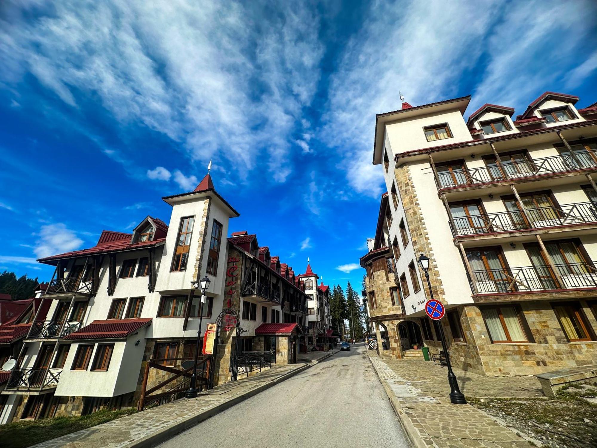 Castle Romance - ปอมโปโรโว ภายนอก รูปภาพ